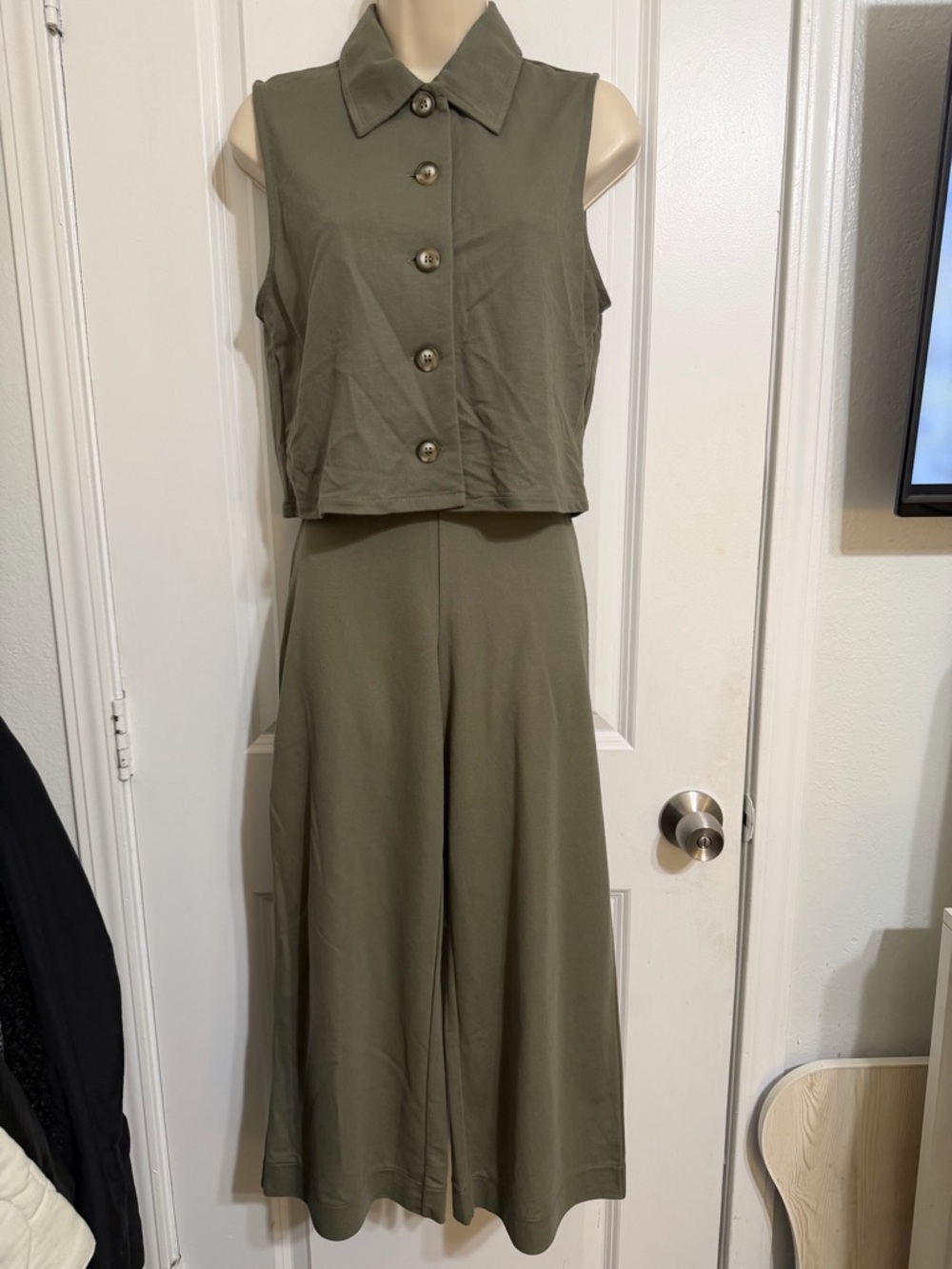 Mango Olive Green Sleeveless Button Front Jumpsuit